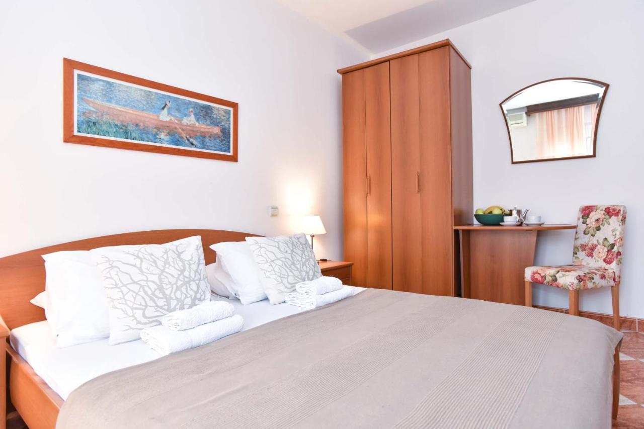 Apartments Adok Будва Экстерьер фото