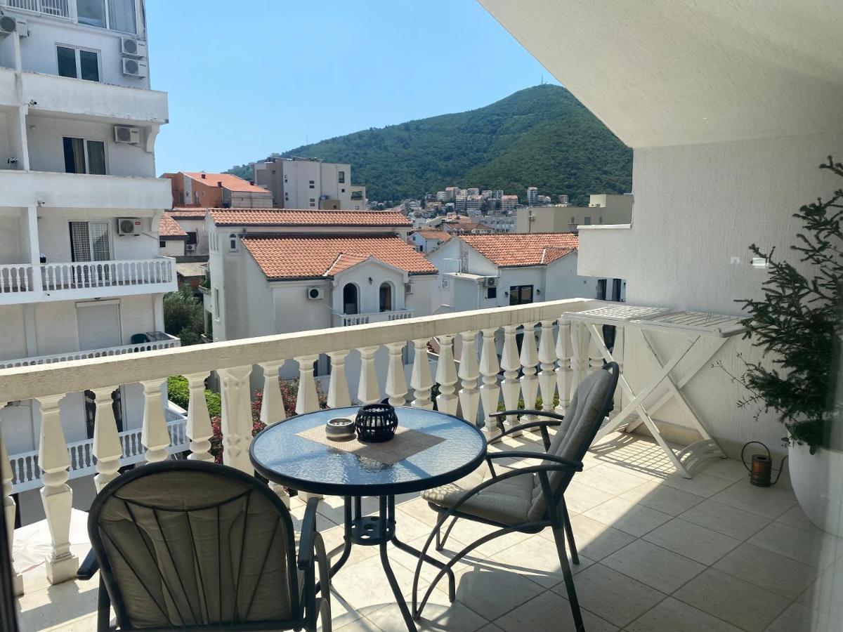 Apartments Adok Будва Экстерьер фото