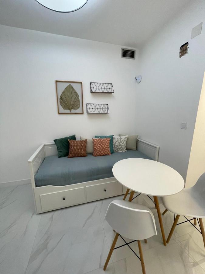 Apartments Adok Будва Экстерьер фото