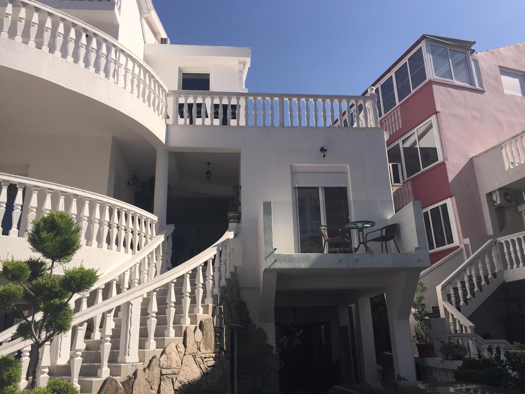 Apartments Adok Будва Экстерьер фото